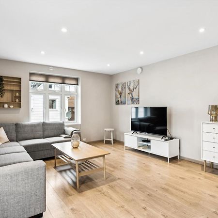 エーゲルスンStylish & Bright Penthouse - Office - 5 Star Location!アパートメント エクステリア 写真