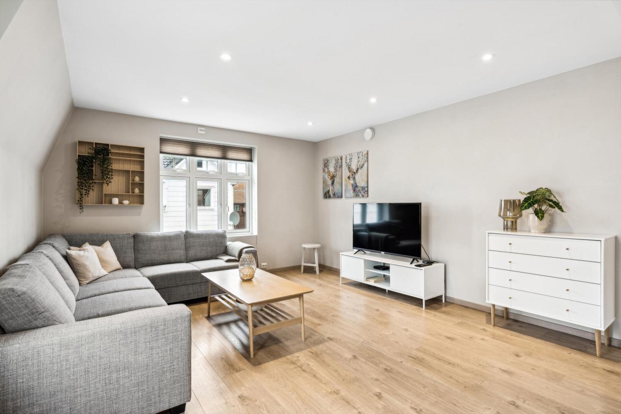 エーゲルスンStylish & Bright Penthouse - Office - 5 Star Location!アパートメント エクステリア 写真